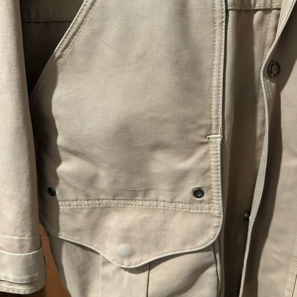 Filson Tan Work/hunting Jacket with Dark Brown Collar - Picture 4 of 7